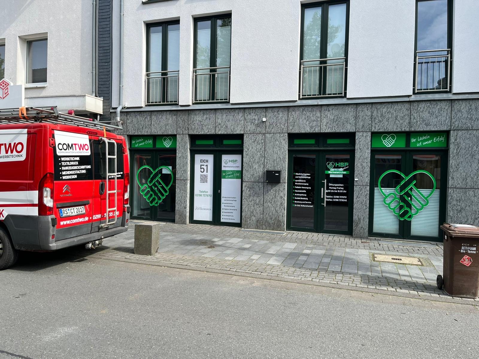 Schaufensterbeschriftung HSP Schaufensterbeschriftung und Glasfolie von ComTwo: Schaufensterbeschriftung HSP